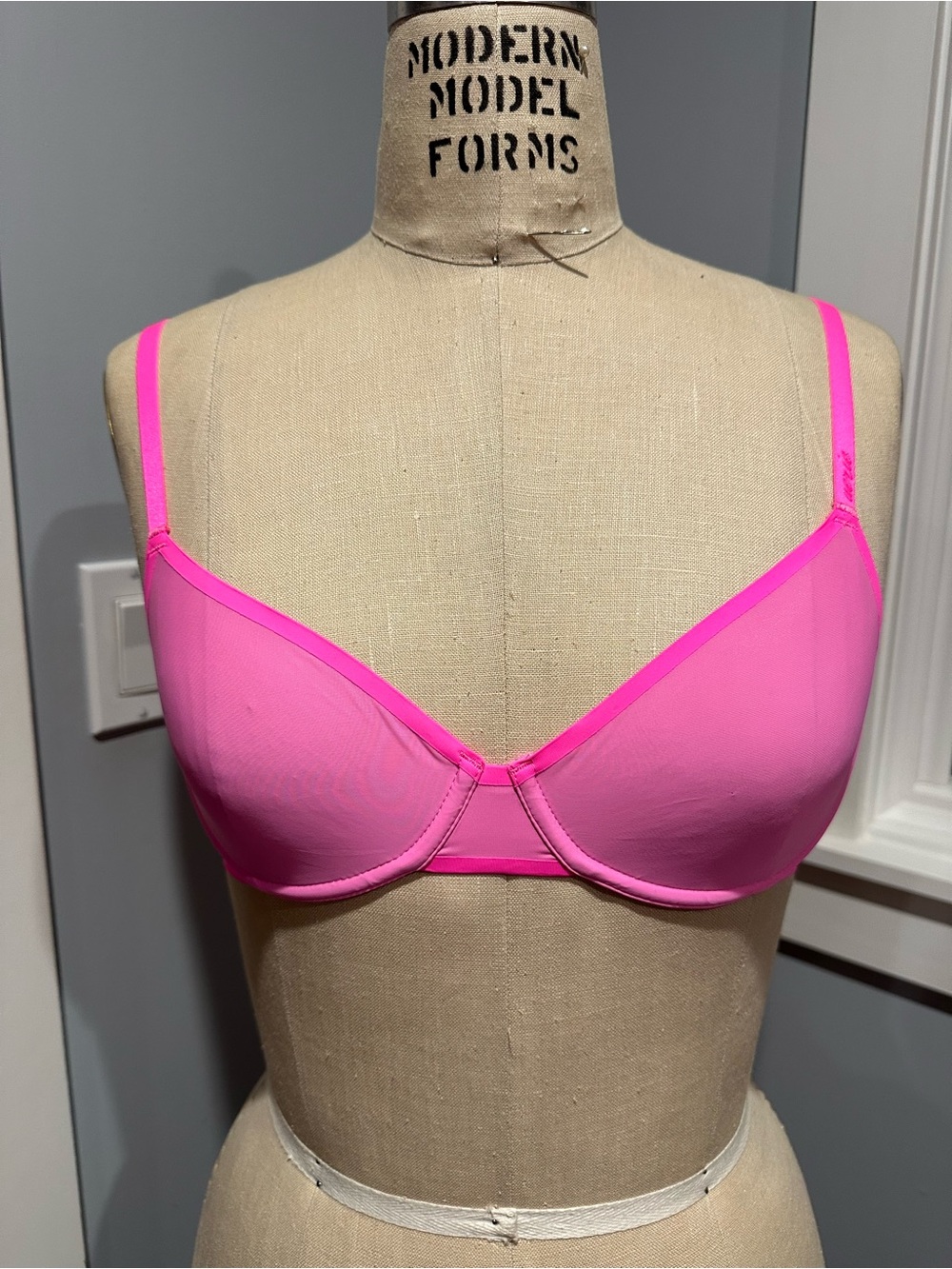 aerie Smoothez Hot Pink Underwire Unlined Full Coverage Bra 34B